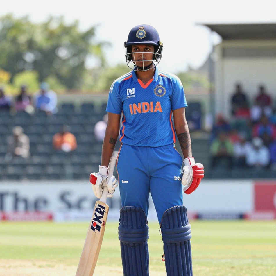 গোলাপি জার্সির অঙ্ক: পাকিস্তান ক্রিকেট বোর্ড কীভাবে একটি ওয়ানডে ম্যাচকে ব্র্যান্ড-সম্পদে রূপ দিল